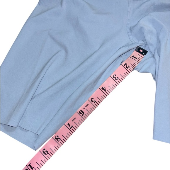 Nike Women's Light Blue Zenvy Shorts - Picture 6 of 8